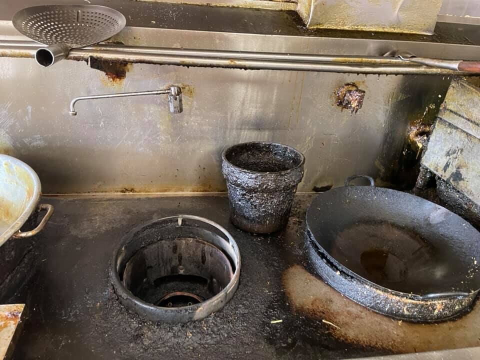 burnedpots.jpeg